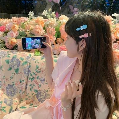 圈养的妇女